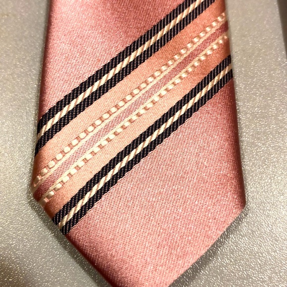 Ermenegildo Zegna Tie / Pink/Diagonal - Picture 5 of 9